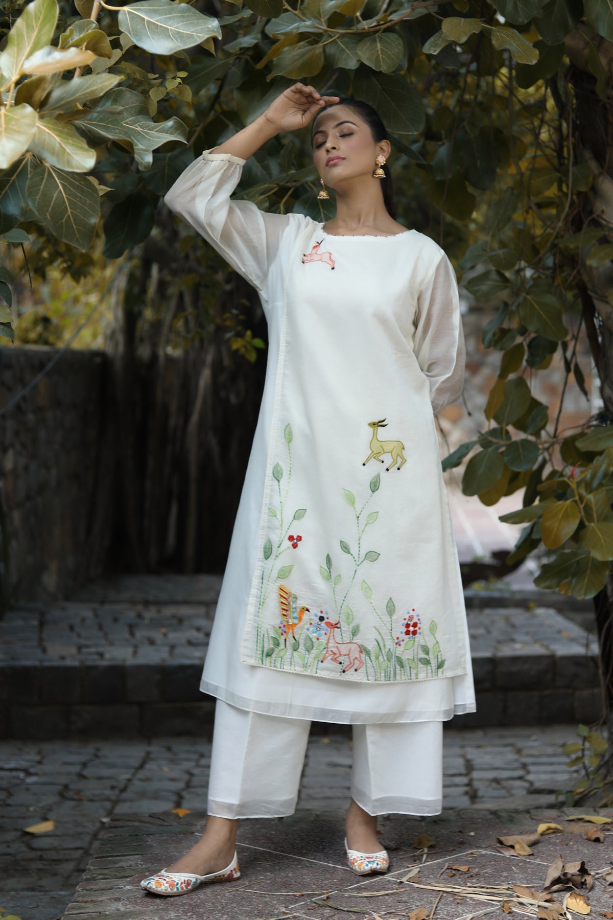 PAPEEHA WHITE  KURTA SETS